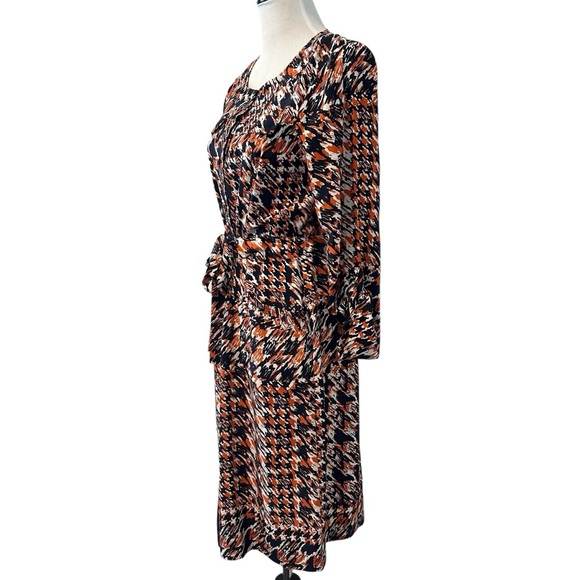 Tyler Boe Elegant Silk Navy Blue and Orange Patterned Long Sleeve Dress - Picture 9 of 16